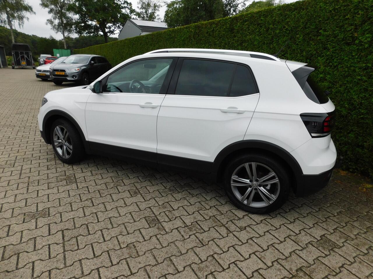 Volkswagen T-Cross 1.0 TSI Style, Navi, Carplay, Camera, Trekhaak.