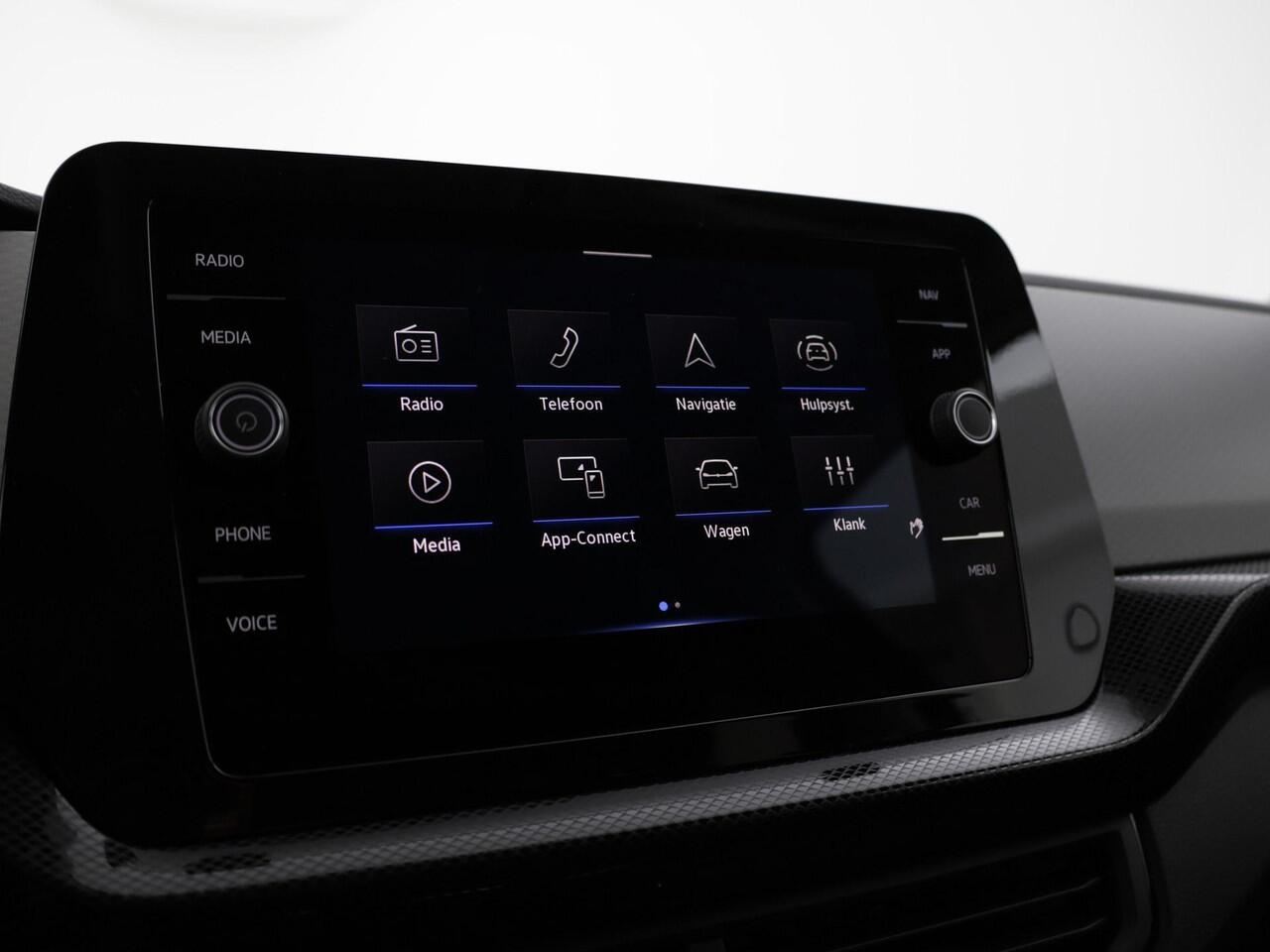 Volkswagen T-Cross Life Edition 1.0 TSI 95 PK 5 versn. Hand · Comfort pakket · Parkeersensoren voor en achter ·