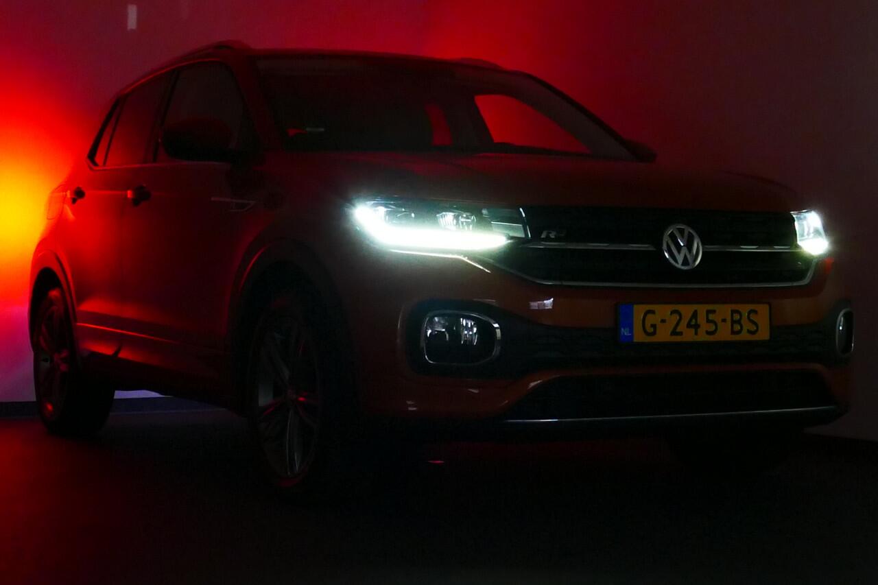 Volkswagen T-Cross 1.0 116pk TSI Style R-Line. Virt Cockpit, Adaptief Cruise, Navi, Led, 17"LMV, Haak 1100kg