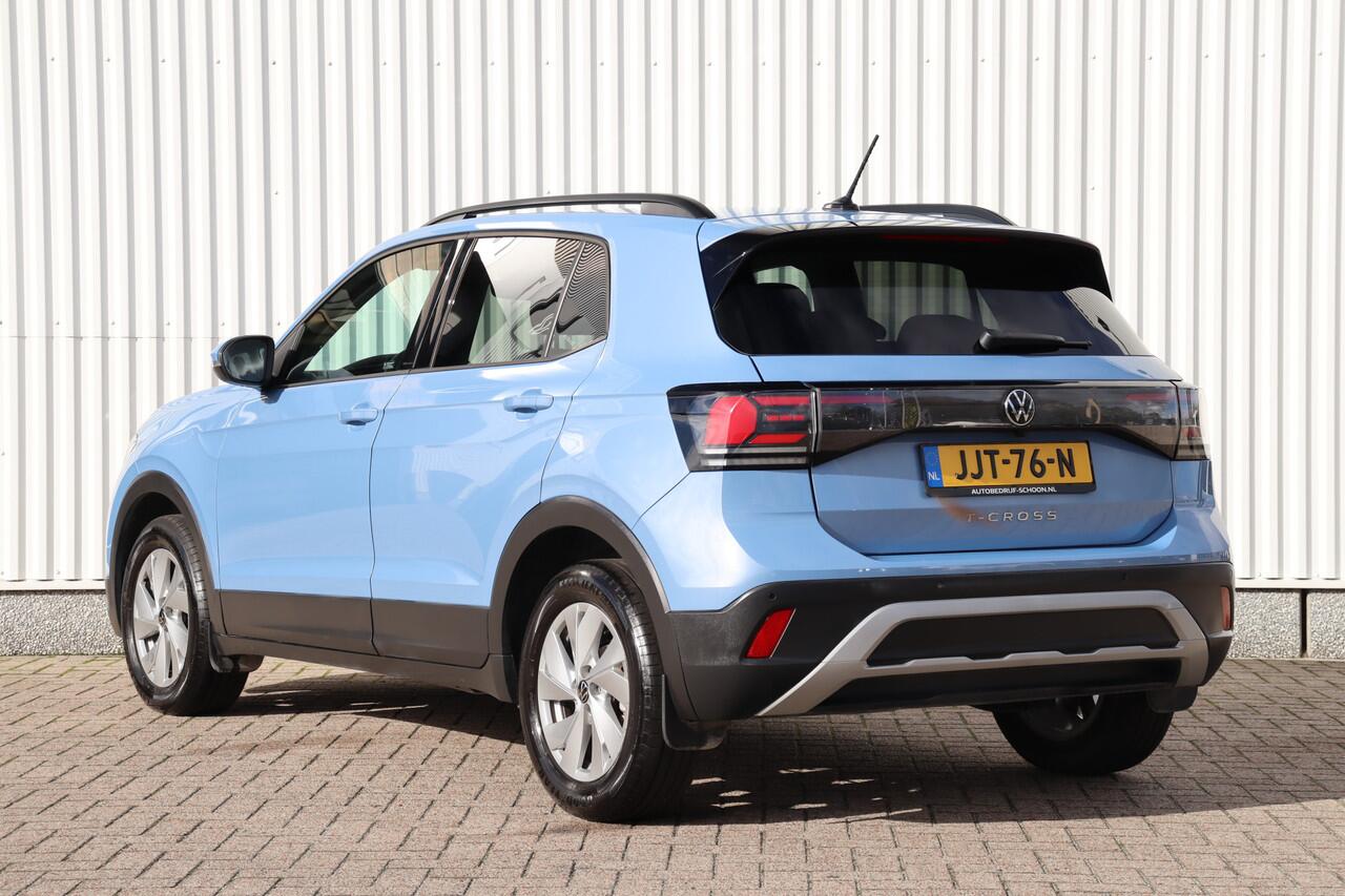 Volkswagen T-Cross 1.0 TSI Life Edition Automaat | Camera | Carplay | Stoelverwarming | Airco | Beats