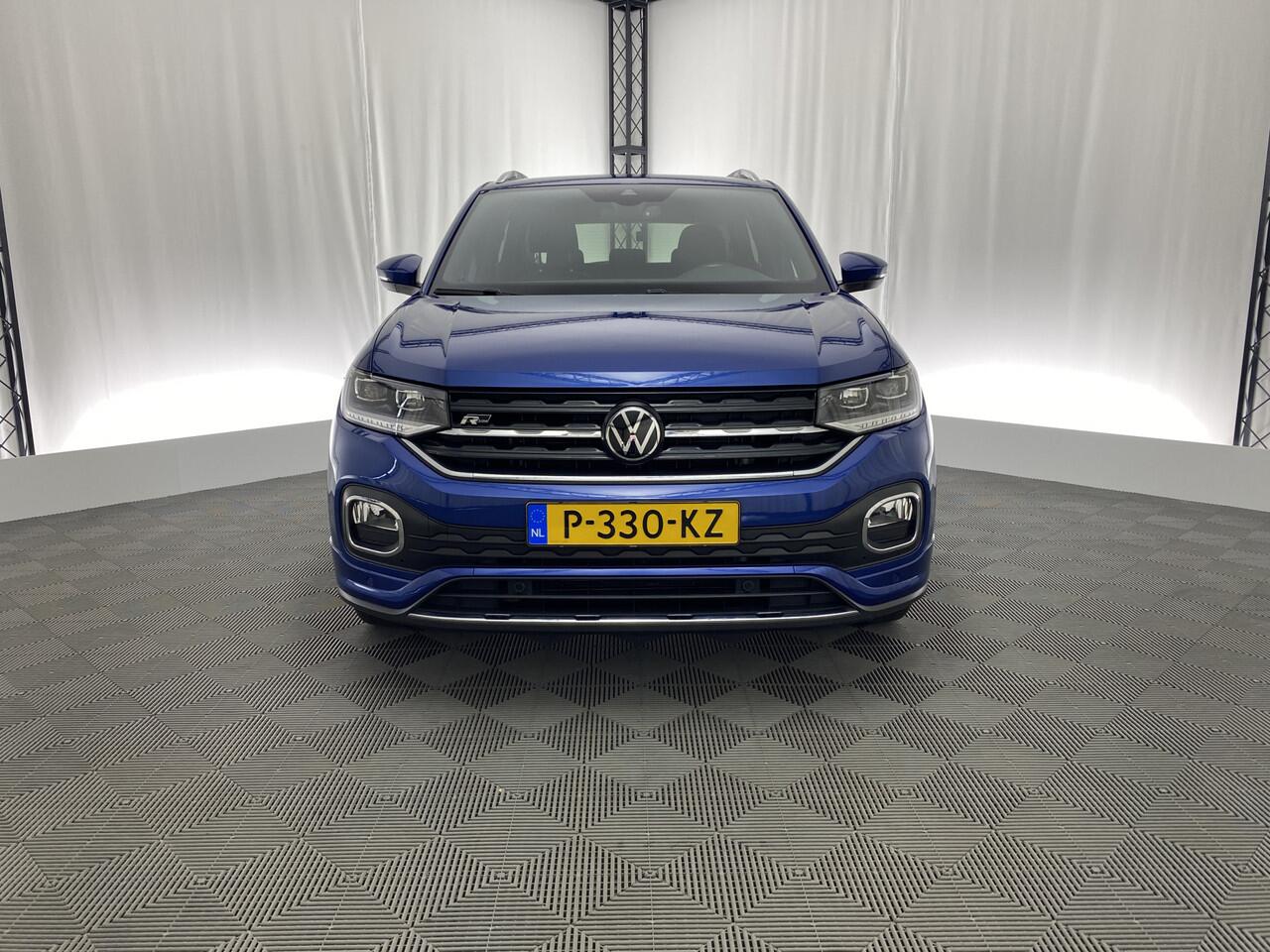 Volkswagen T-Cross 1.0 TSI R-Line | Apple Carplay | 3x R-Line | Navi | ACC | DAB | Climate Control |