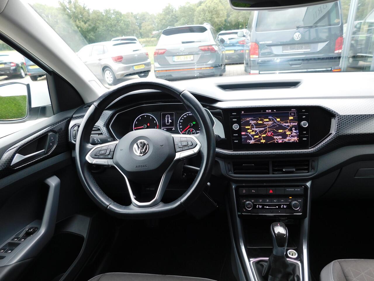 Volkswagen T-Cross 1.0 TSI Style, Navi, Carplay, Camera, Trekhaak.