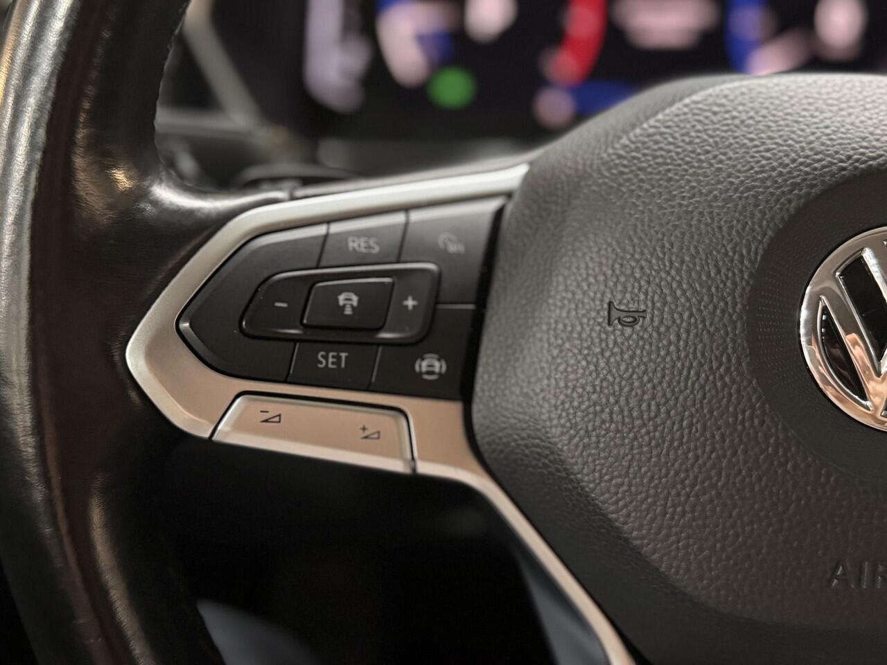 Volkswagen T-Cross 1.0 TSI DSG Automaat Style R Climat Parking Winter Dodehoek Digi Dash Dealeronderhouden