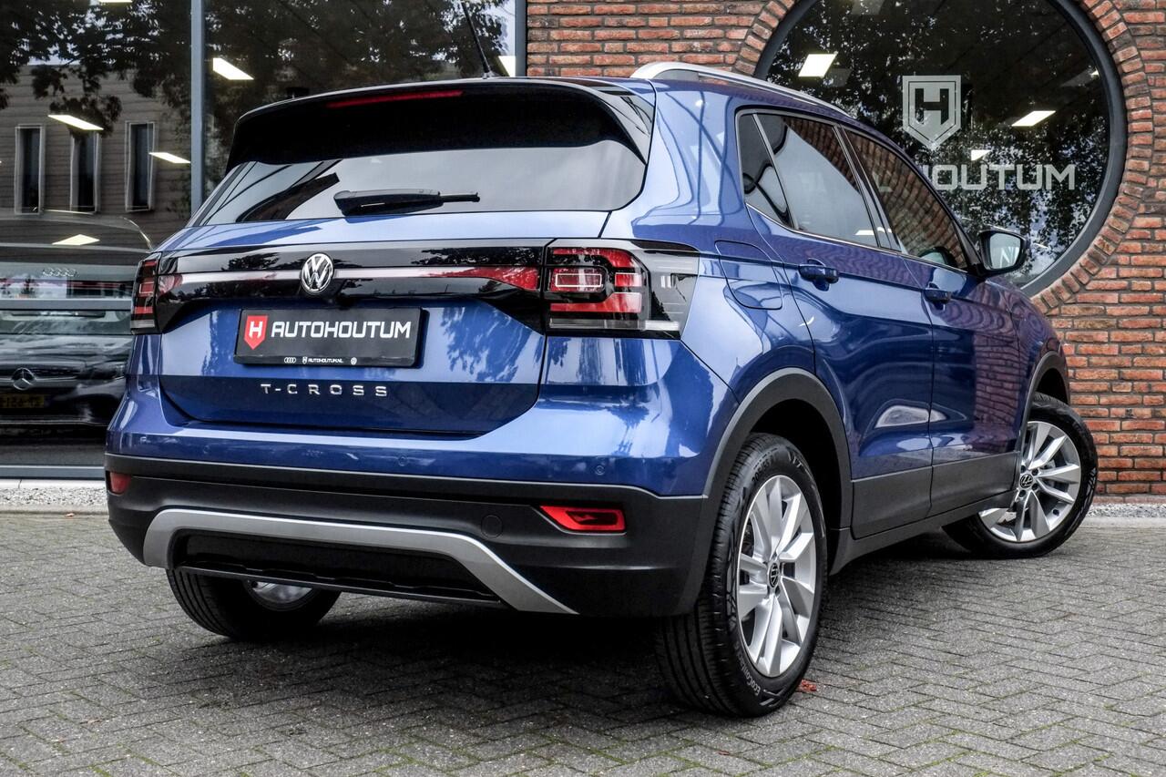 Volkswagen T-Cross 1.0 TSI Style Achteruitrijcamera, Carplay, ACC, Dodehoek detectie
