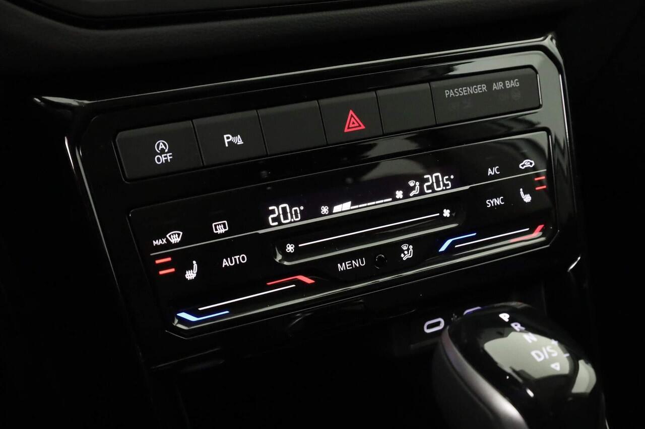 Volkswagen T-Cross Life Edition 1.0 TSI 85 kW / 116 pk DSG | camera | LED | Stoelverwarming | Keyless