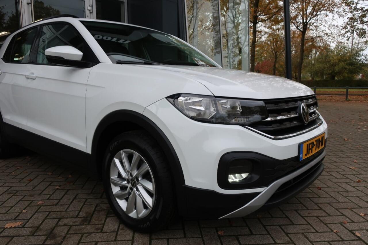 Volkswagen T-Cross 1.0 TSI 110PK, Apple Carplay/ android auto, Clima, etc.