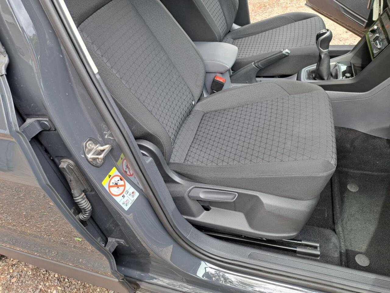 Volkswagen T-Cross 1.0 TSI Life Business 95 Pk Apple carplay Navigatie