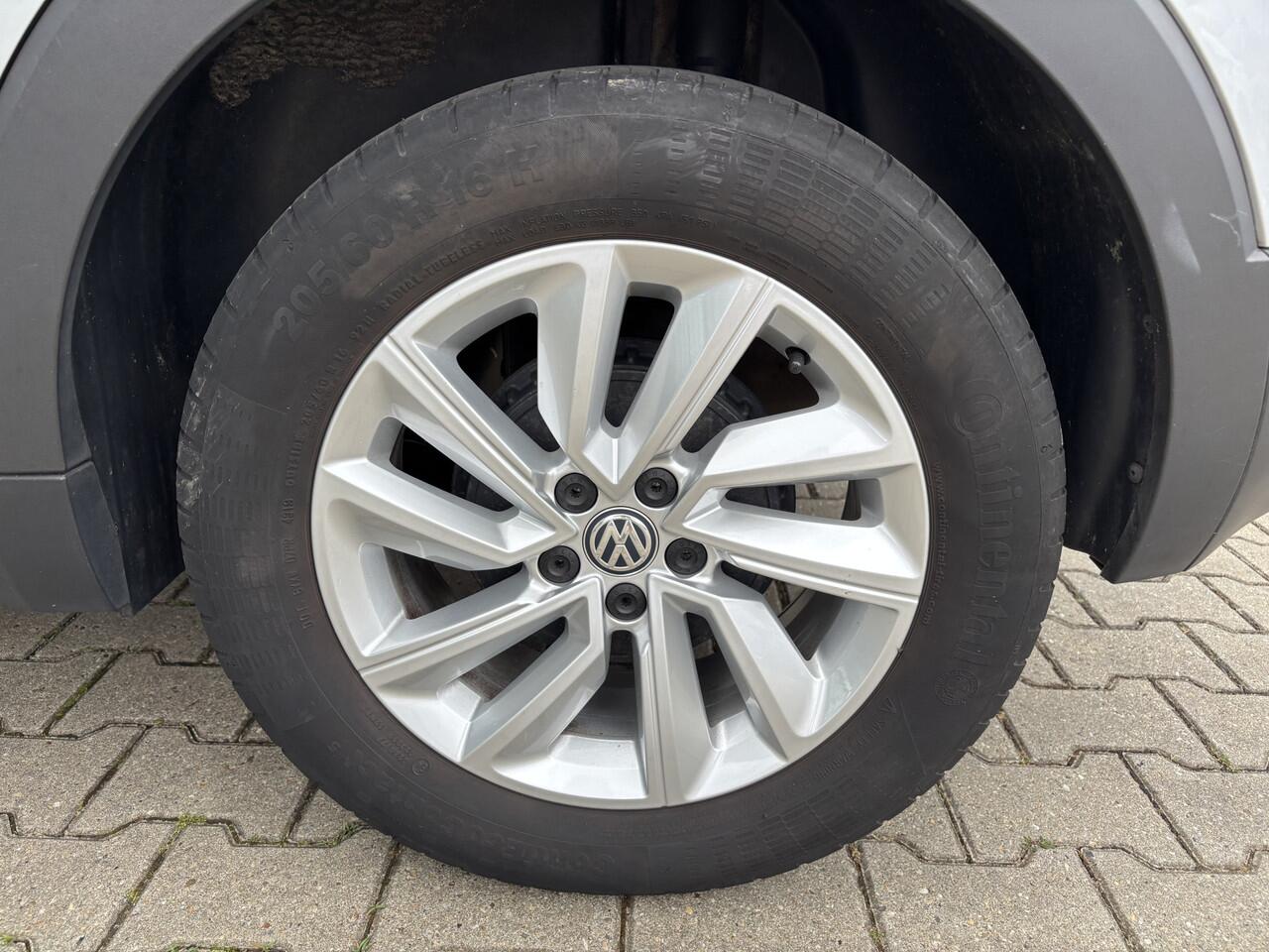 Volkswagen T-Cross 1.0 TSI Life Stoelverwarming, App-Connect & Camera