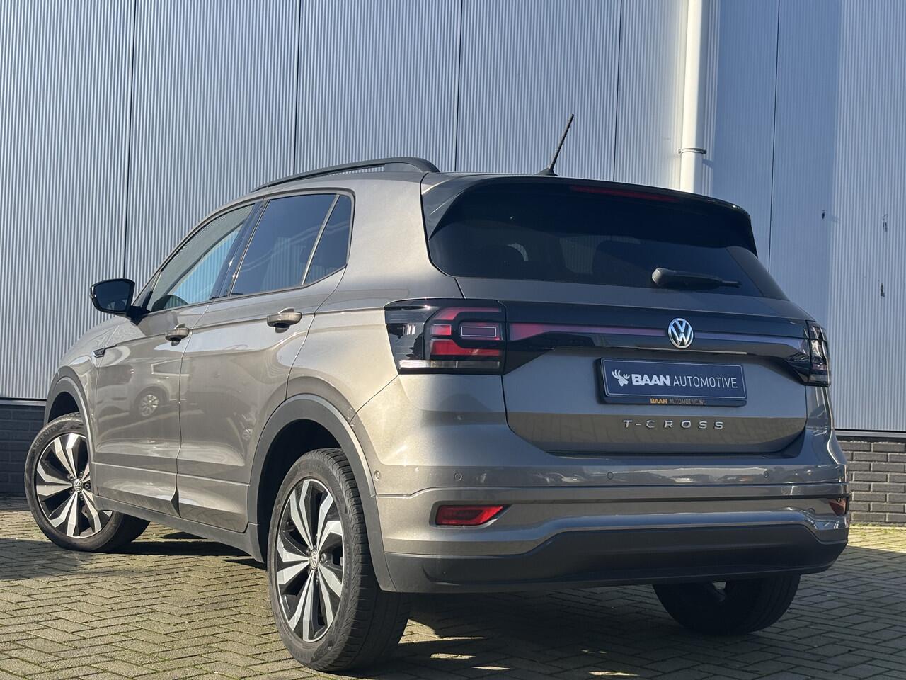 Volkswagen T-Cross 1.0 TSI Life | Adaptive | Apple CarPlay | R-Line ext.