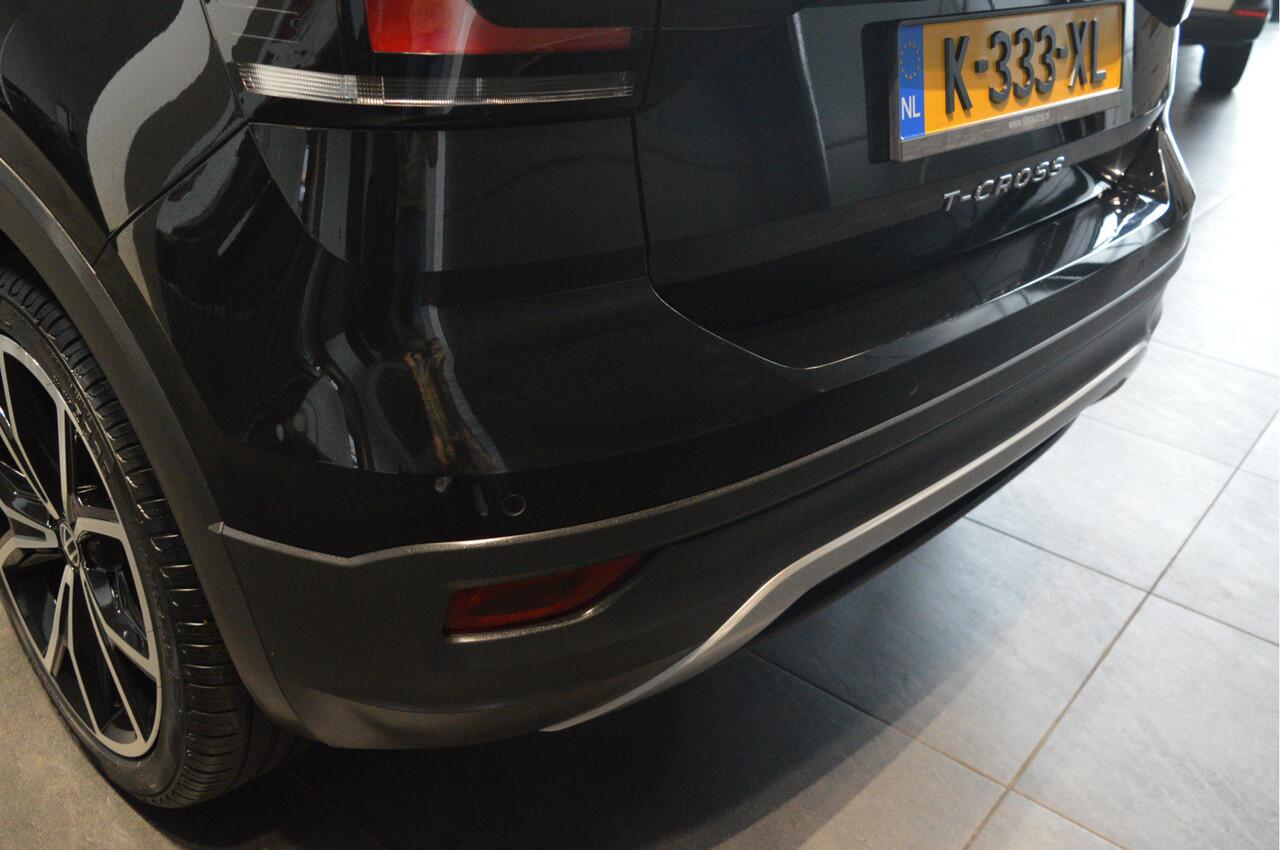 Volkswagen T-Cross 1.0 TSI Style clima cruise app connect pdc 18 inch !!