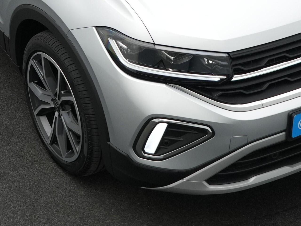 Volkswagen T-Cross 1.0 TSI 115 pk DSG Style | IQ Light | Achteruitrijcamera | Stoelverwarming | Adaptive Cruise | Navigatie