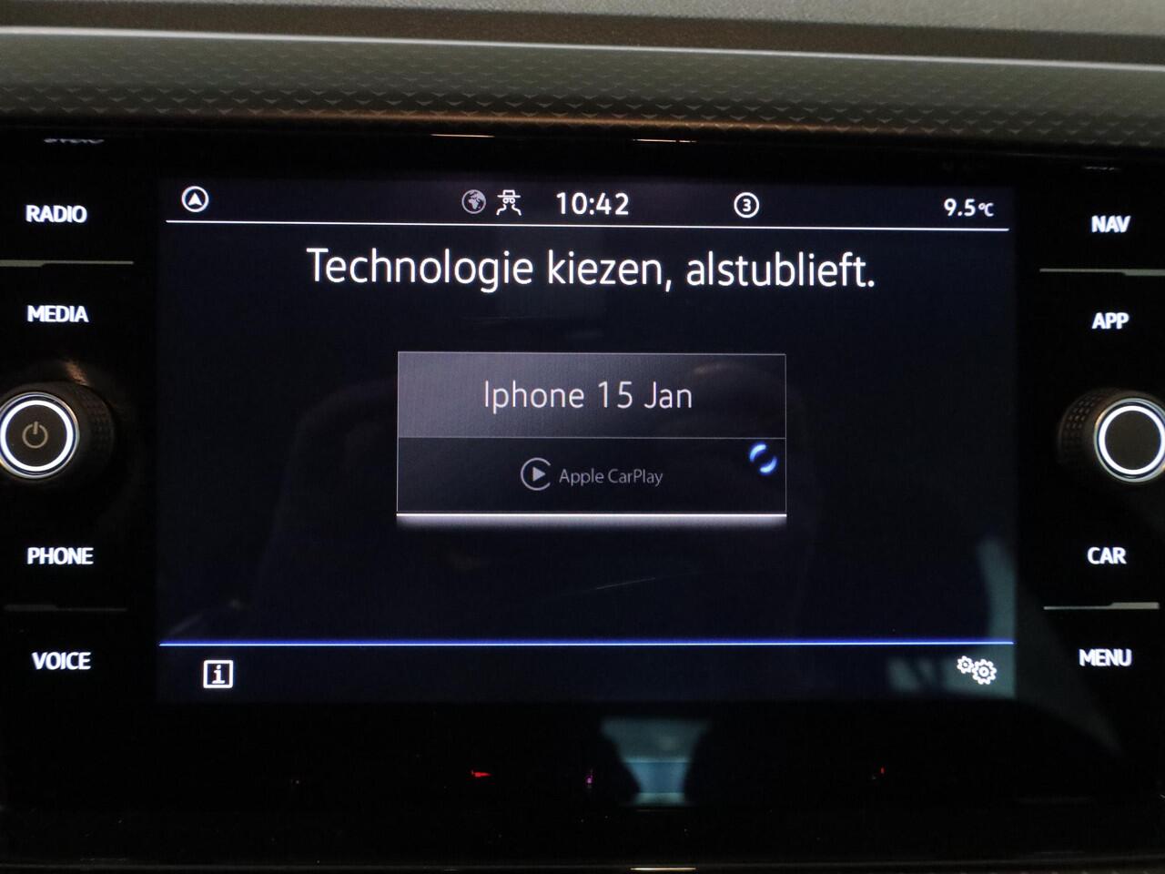 Volkswagen T-Cross 1.0 TSI Life 95pk 5bak| parksensors| airco| 18' LM-velgen