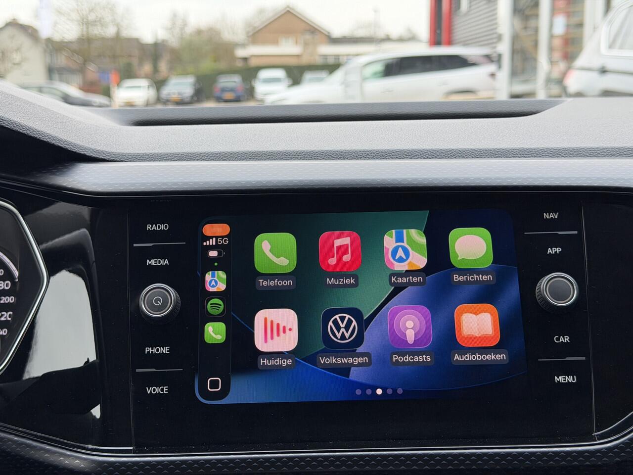 Volkswagen T-Cross 1.0 TSI Life | Trekhaak | Keyless | Camera