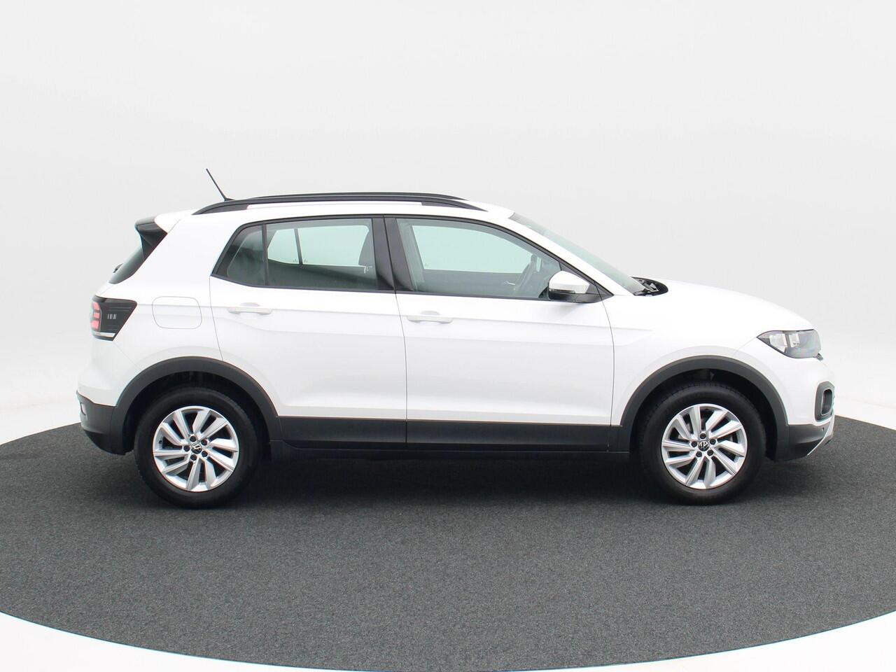 Volkswagen T-Cross 1.0 TSI Life | Adaptive Cruise | Parkeersensoren | Bluetooth | Carplay | Trekhaak | 16 inch | 81.482 Km!!