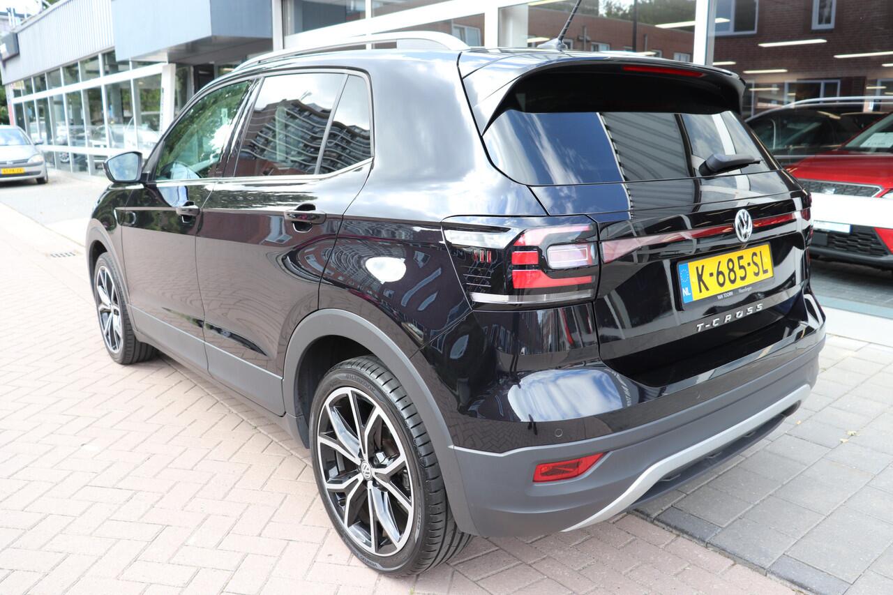 Volkswagen T-Cross 1.0 TSI Style automaat. Navigatie, Full-led, 18"lm.