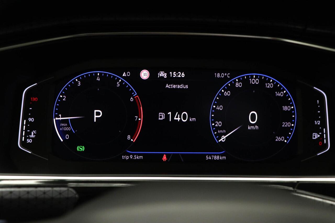 Volkswagen T-Cross 1.0 TSI Style | COMFORT PACK | STOELVERWARMING | NAVIGATIE | CAMERA