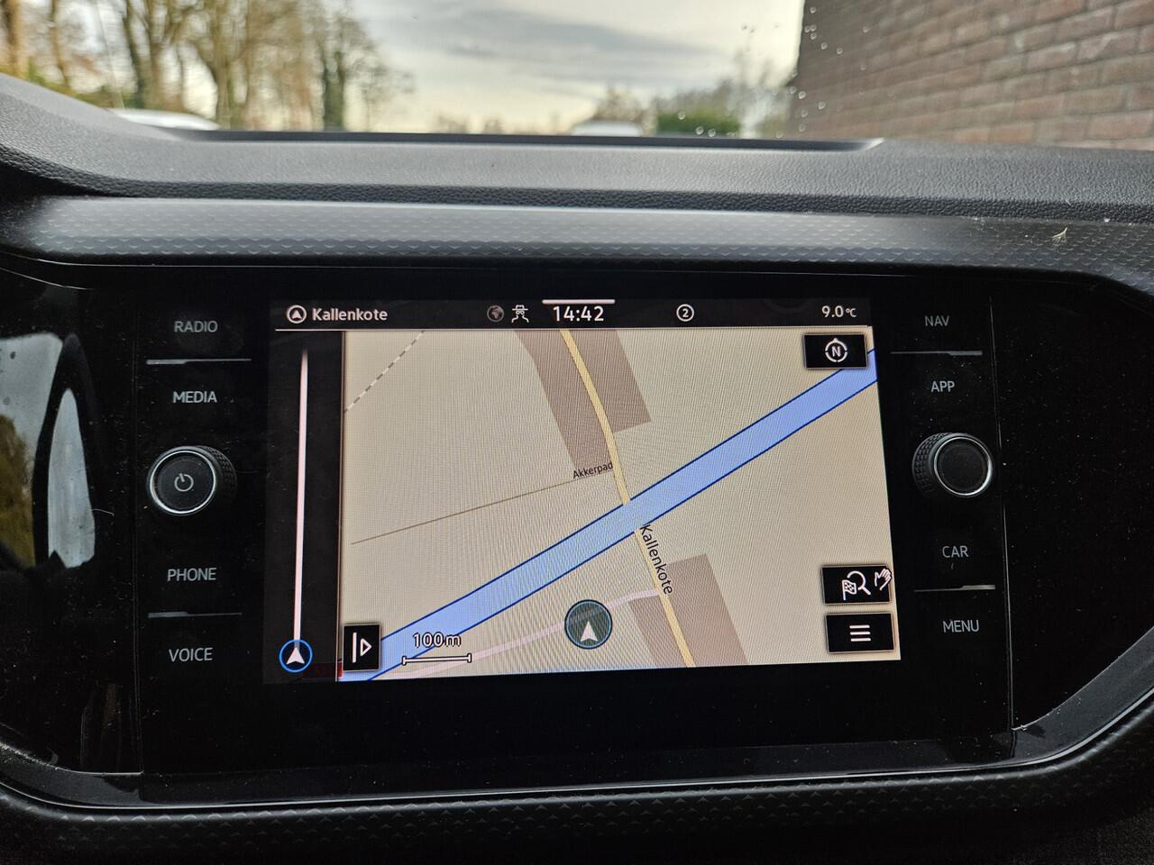 Volkswagen T-Cross 1.0 TSI Life Business