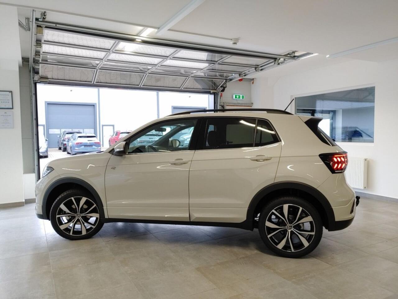 Volkswagen T-Cross 1.5 TSI DSG R-LINE TREKHAAK/CAMERA/CARPLAY/ACC/STOELVERW