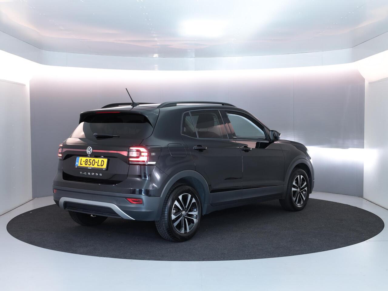 Volkswagen T-Cross 1.0 TSI Life 115pk DSG| Camera| extra getint glas| LM-velgen