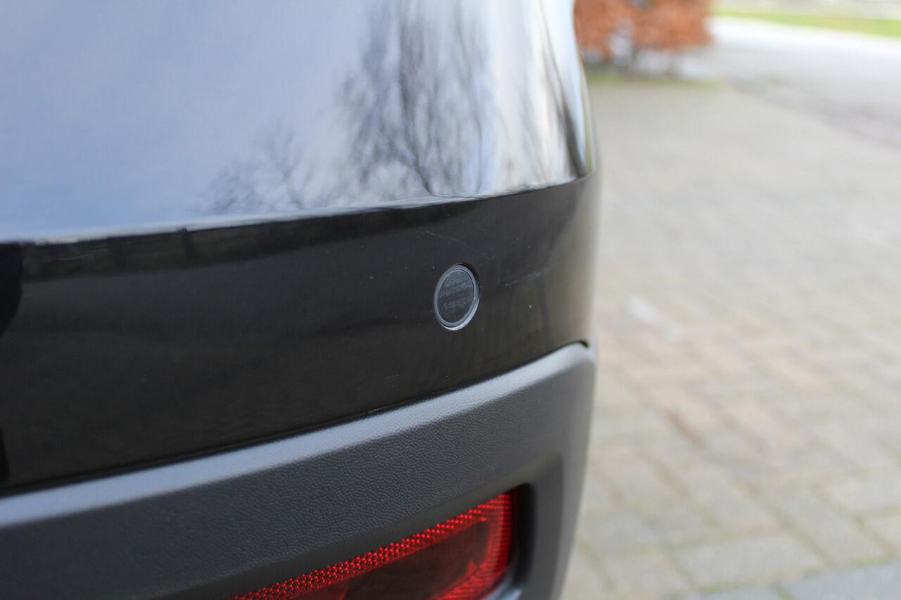 Volkswagen T-Cross 1.0 TSI Style | Incl. 12 maanden garantie | Climate controle | Adaptive cruise controle | Digital cockpit | Navigatie | Apple CarPlay/Android Auto | Draadloze telefoonlader | Dodehoeksensoren | DAB+ | Parkeersensoren V+A | Getinte ramen | Origineel NL Aut