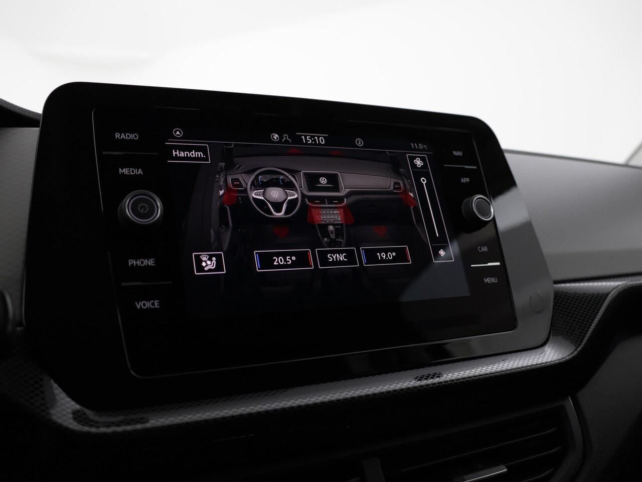 Volkswagen T-Cross Life Edition 1.0 TSI 95 PK 5 versn. Hand · Comfort pakket · Parkeersensoren voor en achter ·