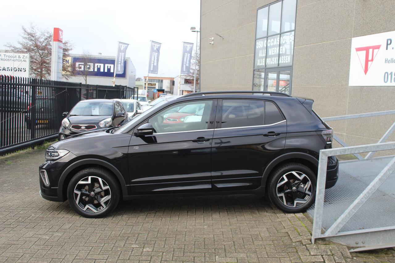 Volkswagen T-Cross 1.5 TSI R-Line Automaat/Navigatie/Virtual cockpit/Adaptive cruise control/Achteruitrijcamera/Parkeersensoren rondom/Apple carplay/Stoelverwarming/Climate control/IQ light/DAB/Draadloze telefoonlader.