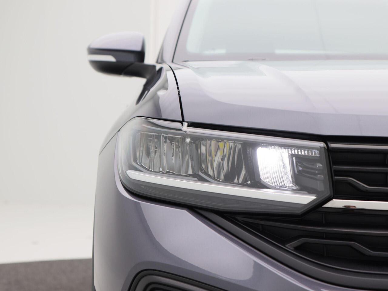 Volkswagen T-Cross 1.0 TSi | Digitaal Dashboard | Parkeersensoren | Airco | Carplay | Cruise Control | 16.084 Km!!