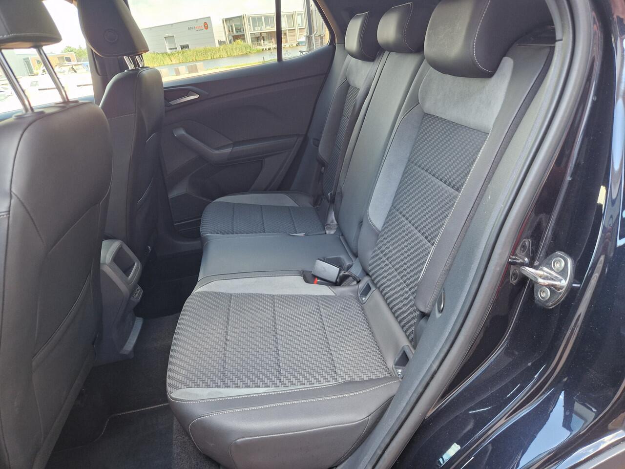 Volkswagen T-Cross 1.0 TSI Style R-line 12MND BOVAG GAR. | ECC | ACC | CARPLAY | CAMERA | PDC | VIRTUAL DISPLAY