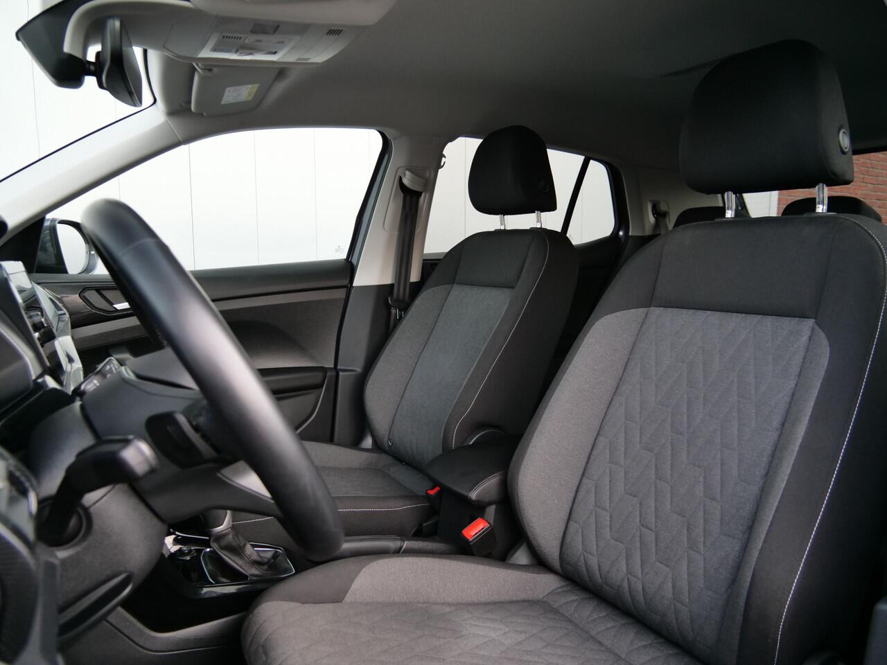 Volkswagen T-Cross 1.0 TSI Life Edition 116 Pk Automaat Camera / Apple Carplay / DAB / Keyless