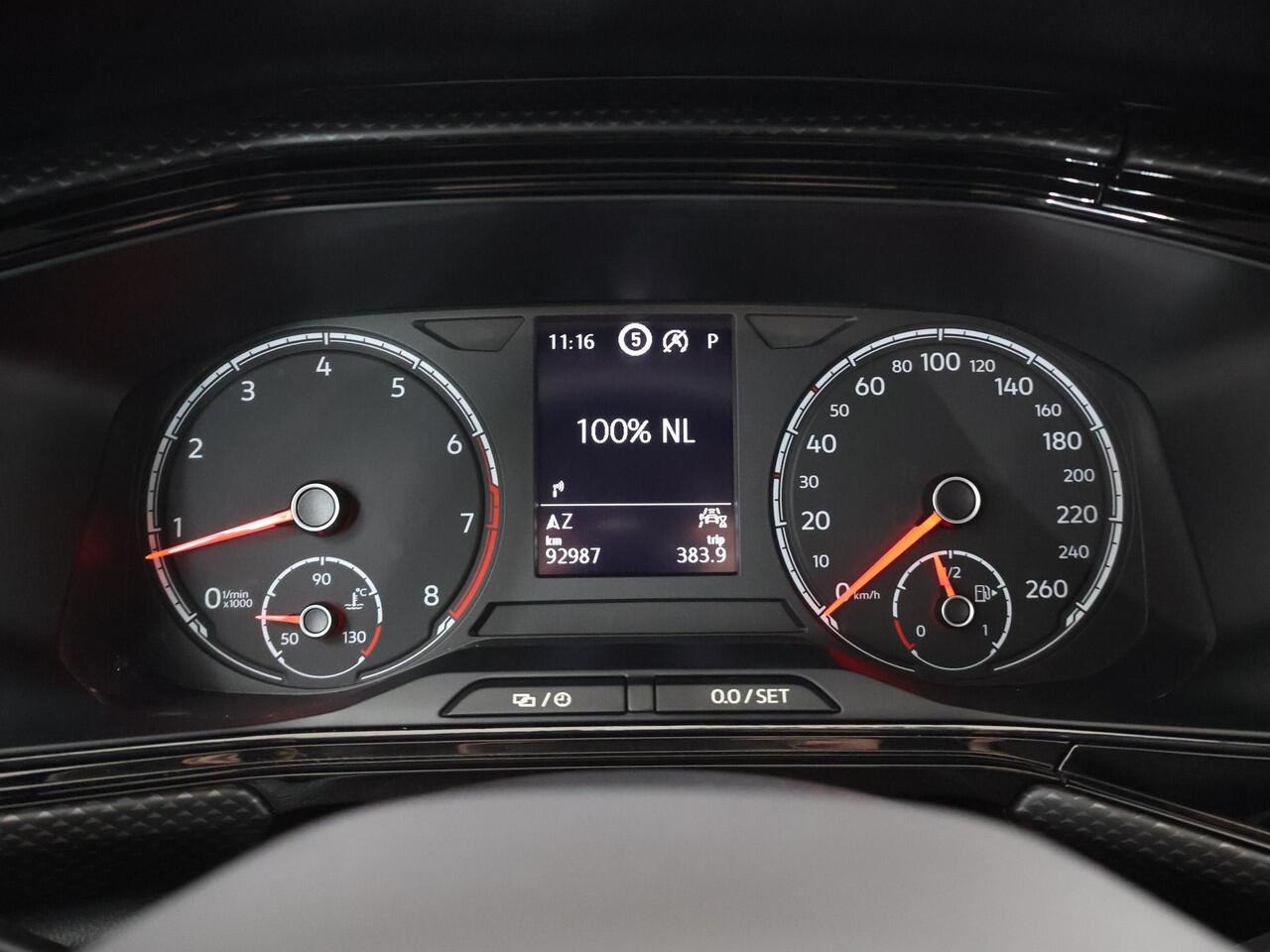 Volkswagen T-Cross 1.5 TSI Style Business R | Navigatie | Camera | DAB | Apple CarPlay/ Android Auto | Stoelverwarming | Climate Control | LED | Adaptieve Cruise Control |