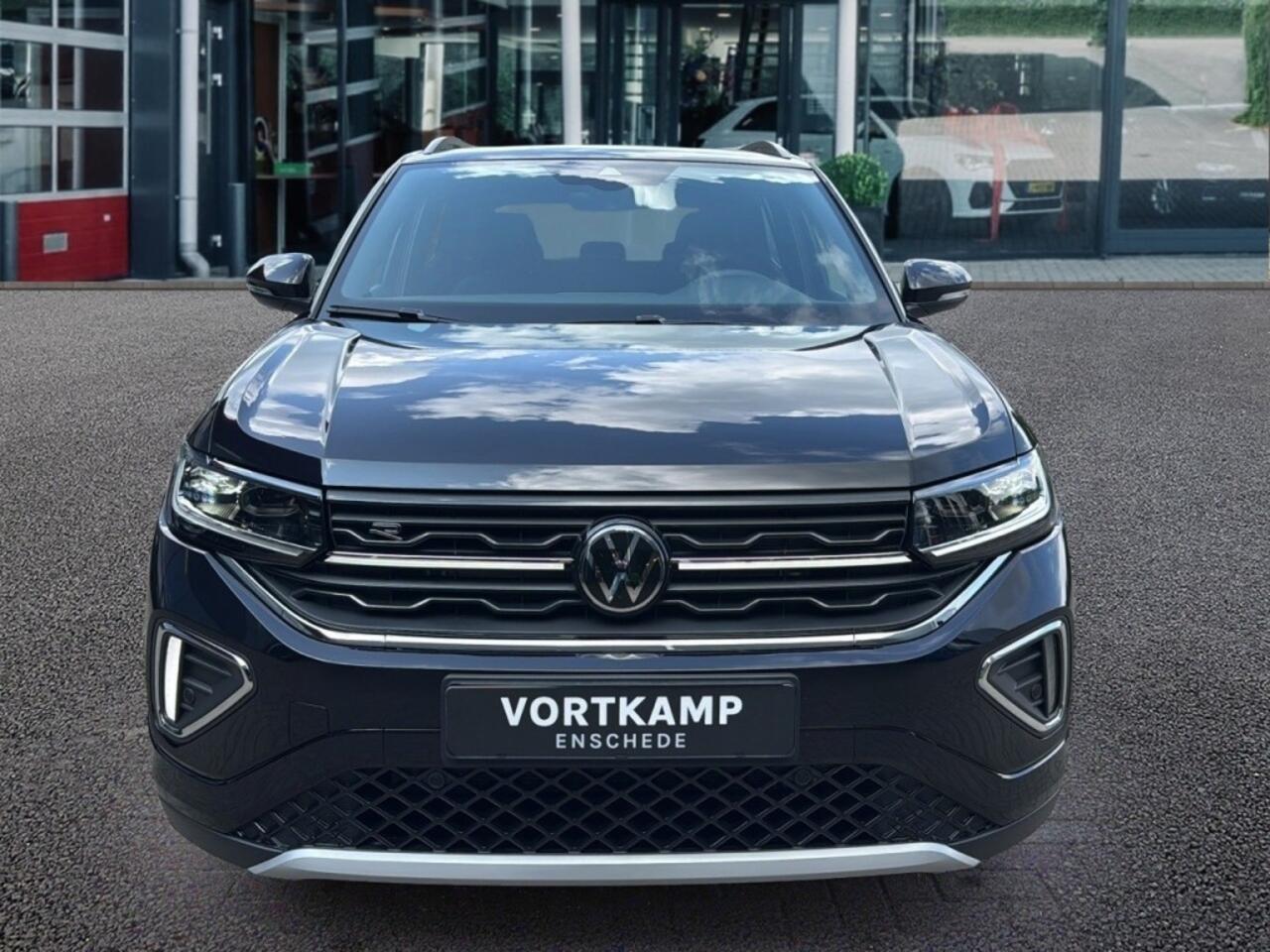 Volkswagen T-Cross 1.0 TSI DSG R-LINE TREKHAAK/CAMERA/ACC/CARPLAY/STOELVERW
