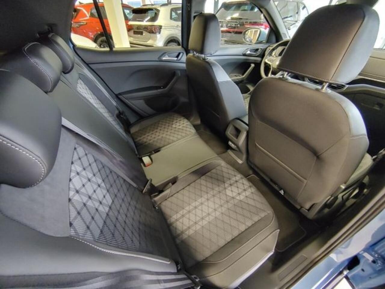 Volkswagen T-Cross 1.0 TSI DSG R-LINE AFN.TREKHAAK/IQ-LIGHTS/CAMERA/ACC/KEY-LESS