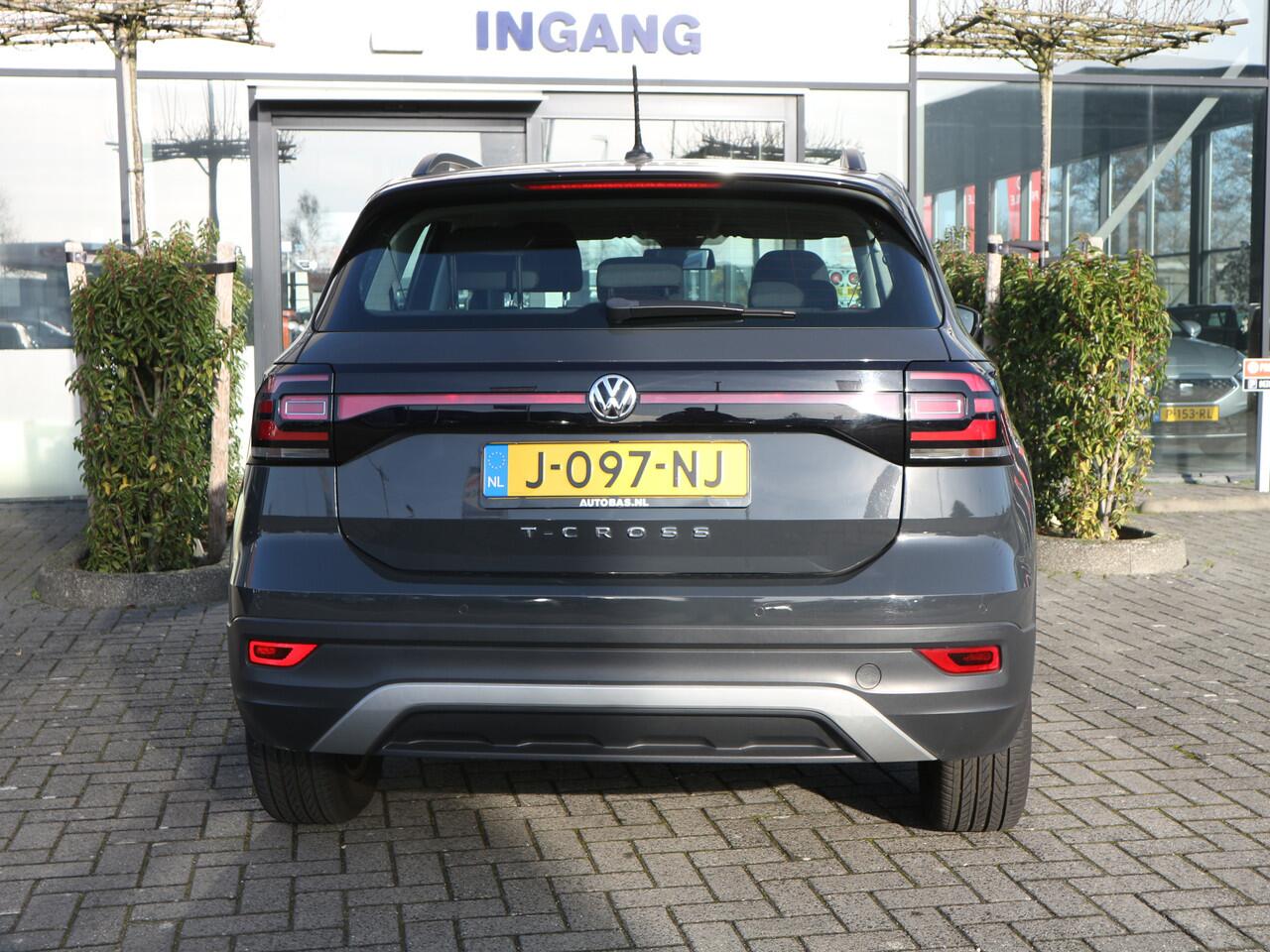 Volkswagen T-Cross 1.0 TSI Life DSG AUTOMATIC