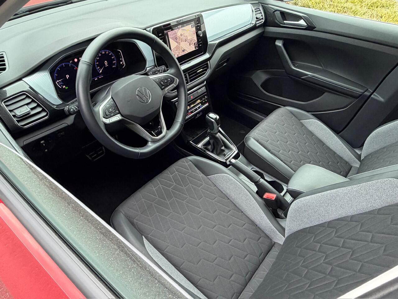 Volkswagen T-Cross 1.0 TSI 115pk DSG Goal | Trekhaak | Camera | 4-season | Navigatie | Rijklaar incl. garantie