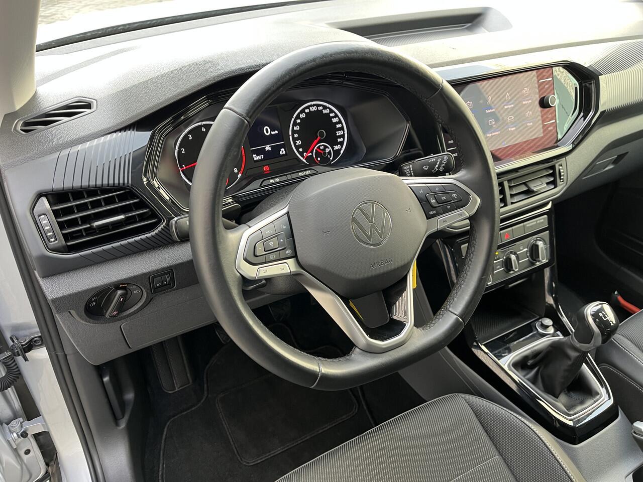 Volkswagen T-Cross 1.0 TSI Life / App connect / Airco / Lichtmetaal 17 inch / P4