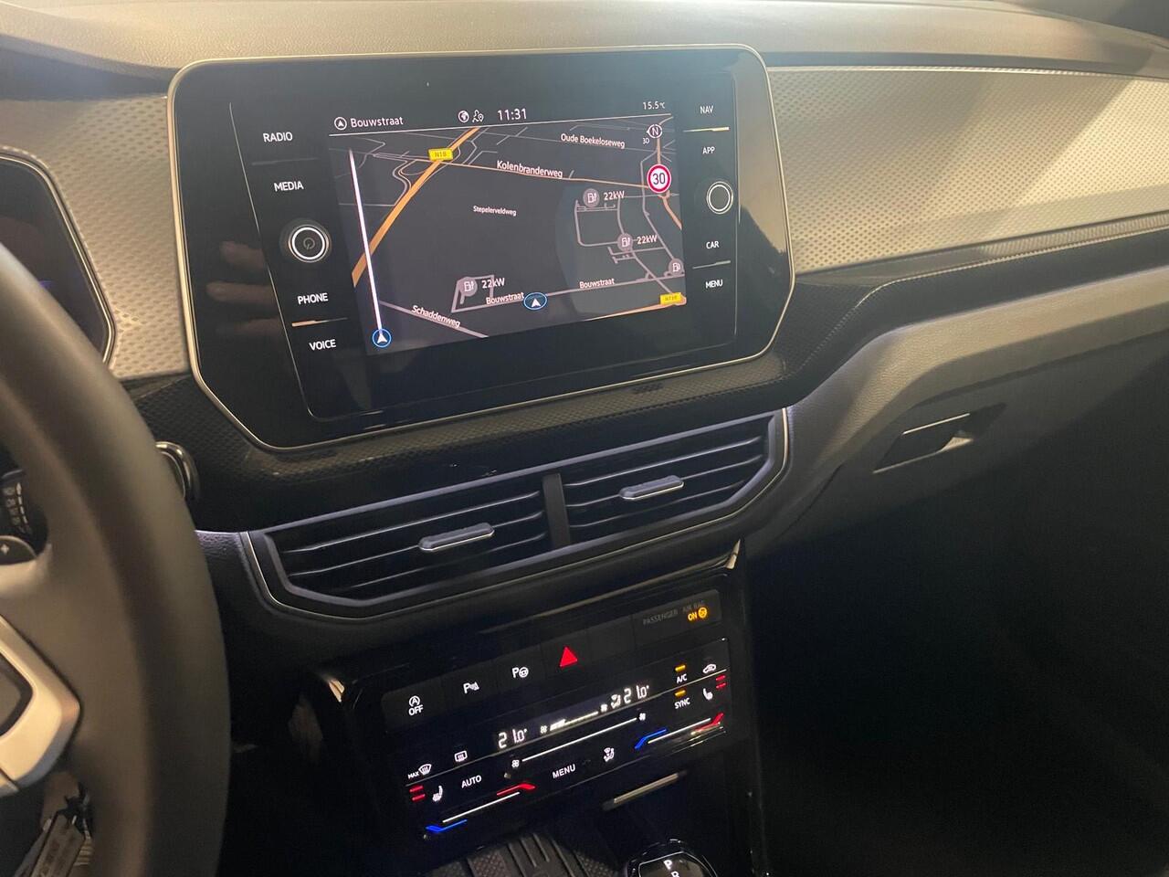 Volkswagen T-Cross 1e eigenaar 2025 16" LMV, Cruise, Stoelverwarming, Automaat Garantie !!