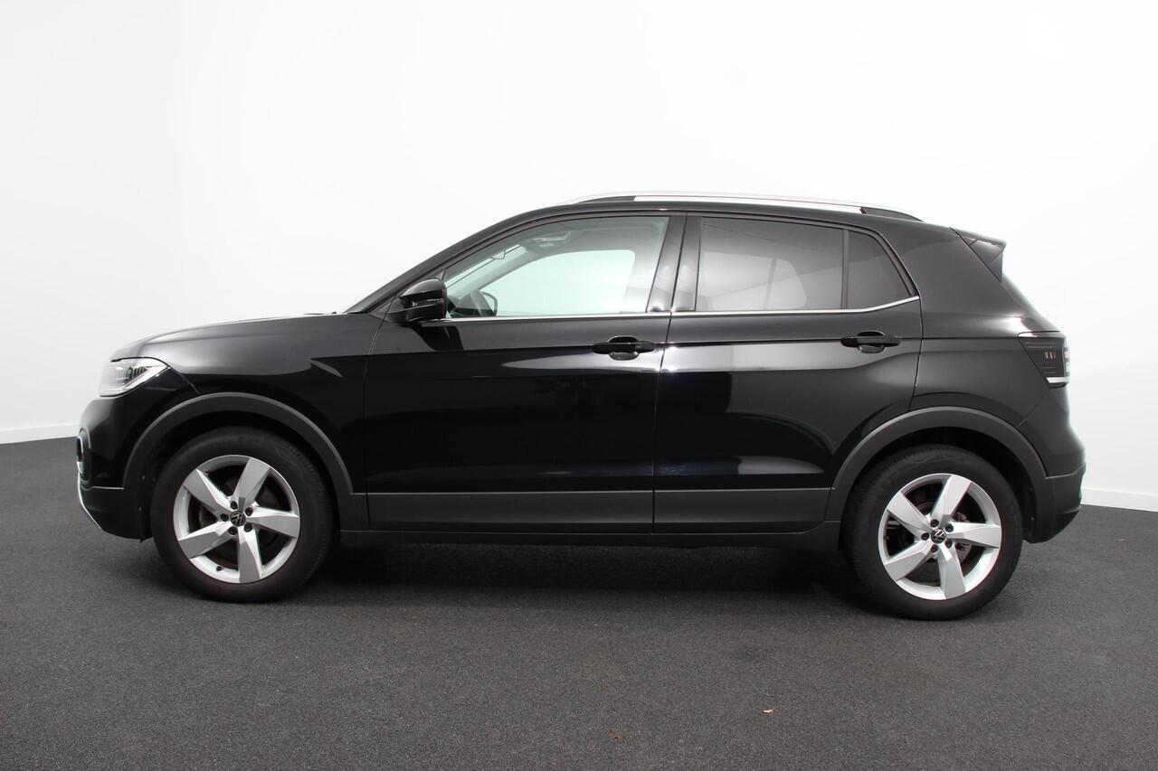Volkswagen T-Cross 1.5 TSI DSG Style Team Navigatie Apple Carplay/Android Auto Adaptive cruise control Parkeersensoren Camera Stoelverwarming Virtual Cockpit Keyless Entry Lane assist Privacy glas
