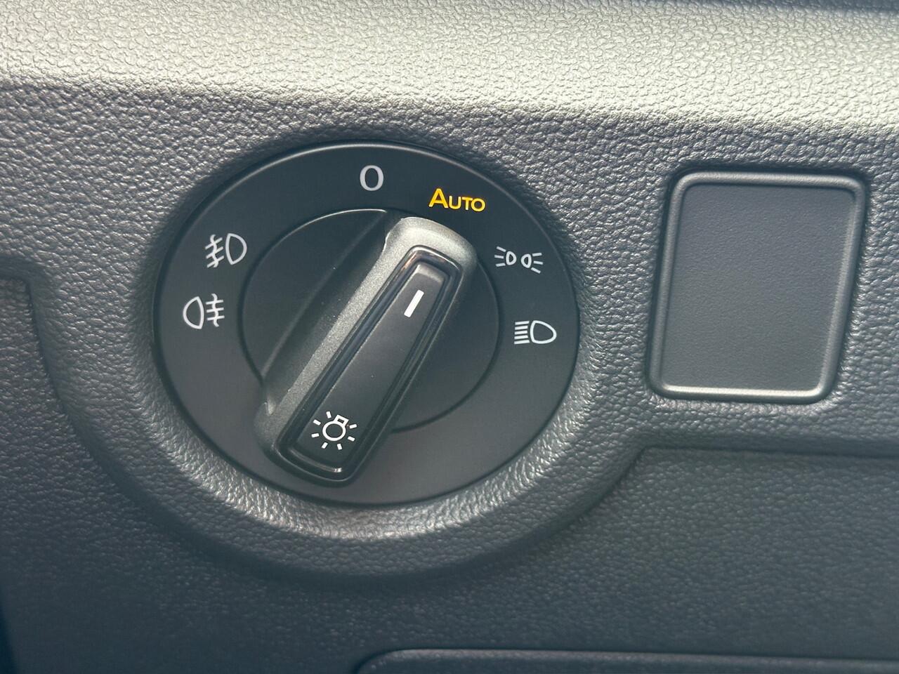 Volkswagen T-Cross 1.5 TSI 150pk DSG 2x R-Line | Camera | Virtual cockpit | Carplay | Navi | Rijklaar incl. 1 jaar Bovag garantie