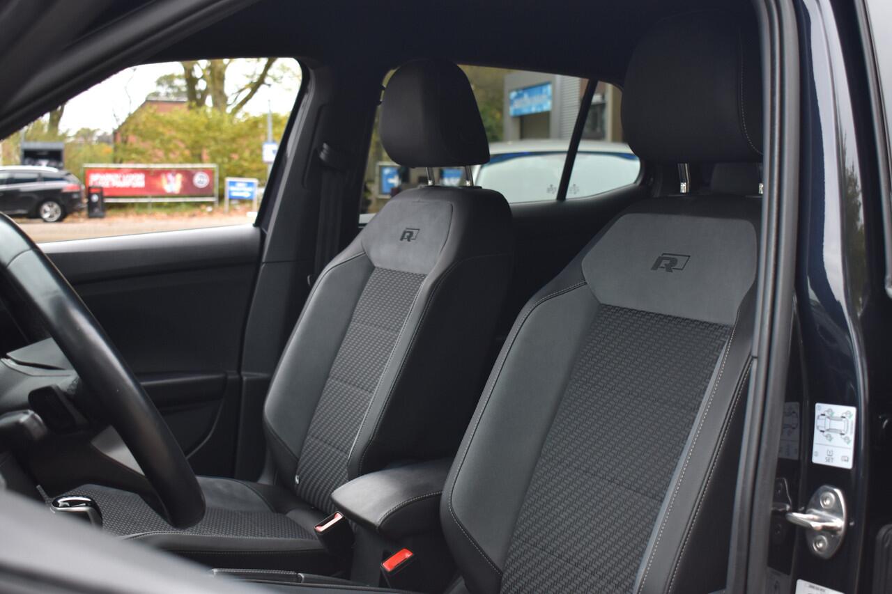 Volkswagen T-Cross 1.5 TSI R-Line 22-12-2021 | Virtual Dashboard | Navigatie | Camera | R-interieur | 12 mnd BOVAG garantie Whatsapp 06-53188999