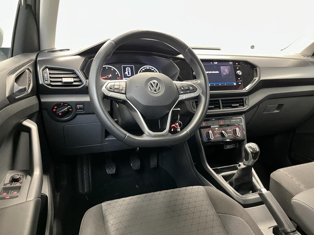 Volkswagen T-Cross 1.0 TSI Life | TREKHAAK | CARPLAY | ORG.NL |