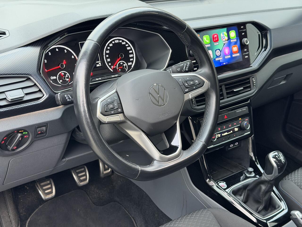 Volkswagen T-Cross 1.0 TSI Life | Trekhaak | Keyless | Camera