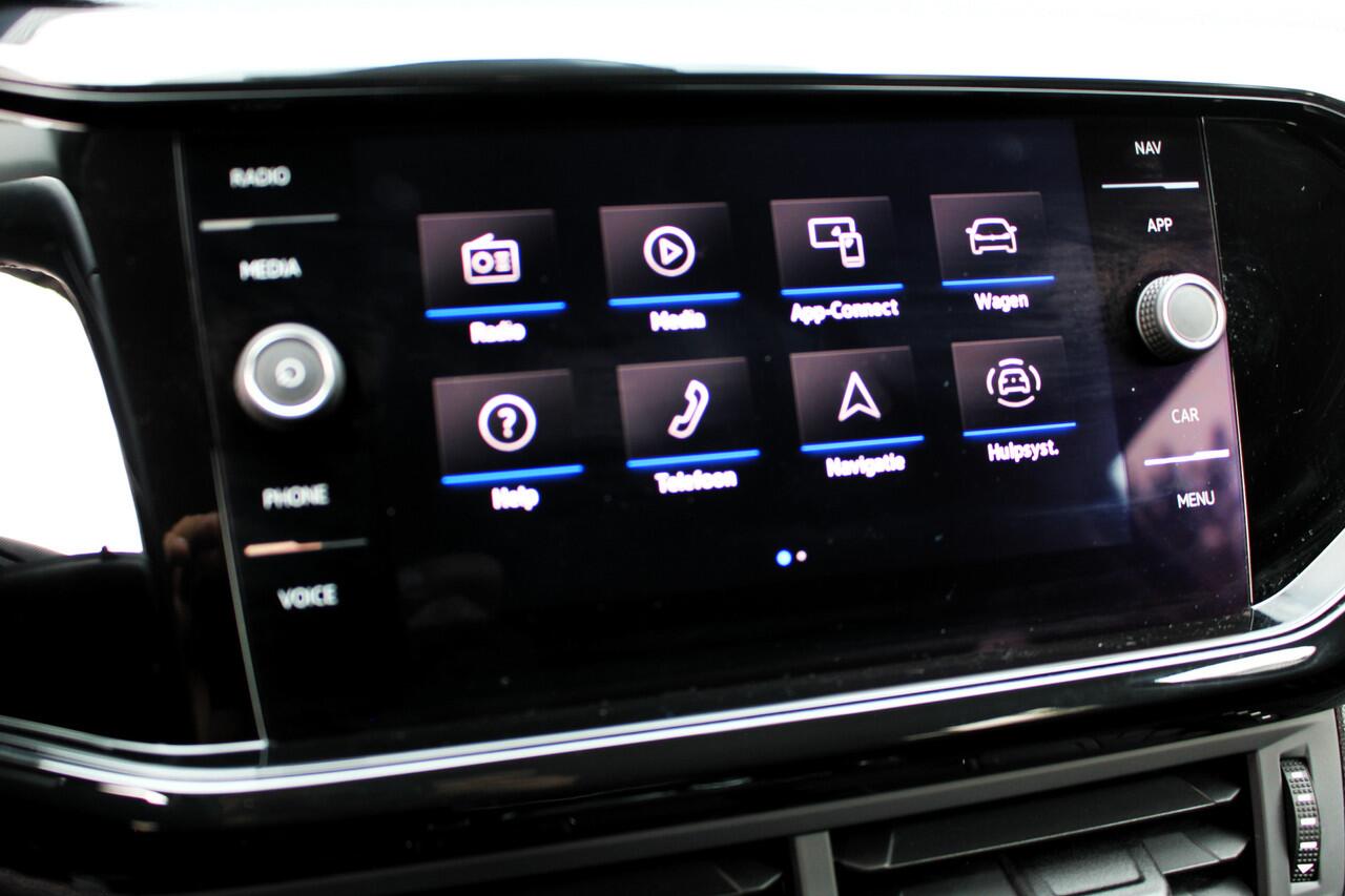 Volkswagen T-Cross 1.5 TSI Style Business I NAVI I ADP. CRUISE I CAMERA I