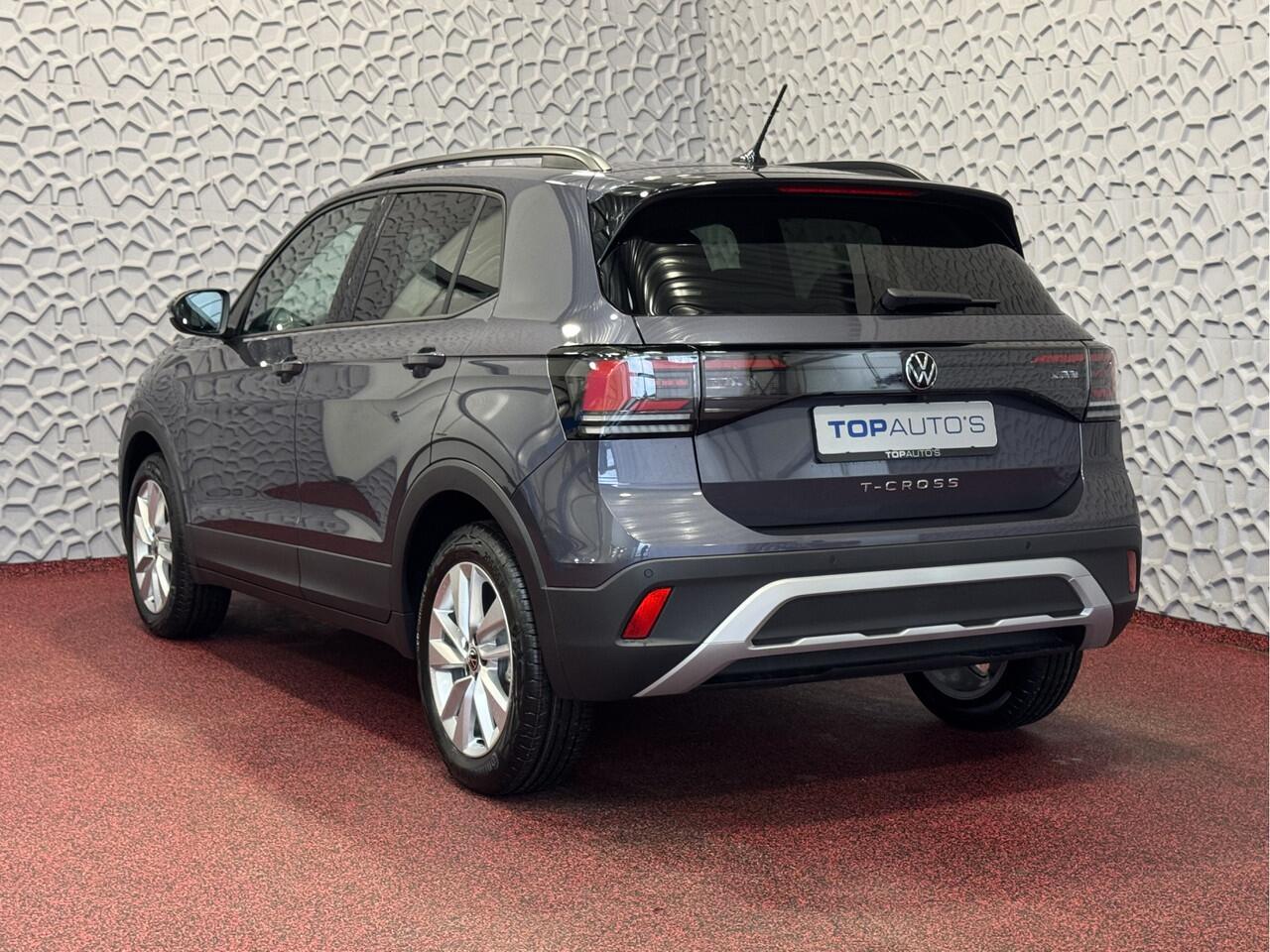 Volkswagen T-Cross 11/2024 4 CILINDER MOTOR 1.5 150PK / STYLE PAKKET / LED V+A CAMERA DIG.COCKPIT PRO STOELVERW KEYLESS P-ASSIST "Volkswagen rijden begint bij Topautos.nl - 75 topmodellen direct op voorraad!"