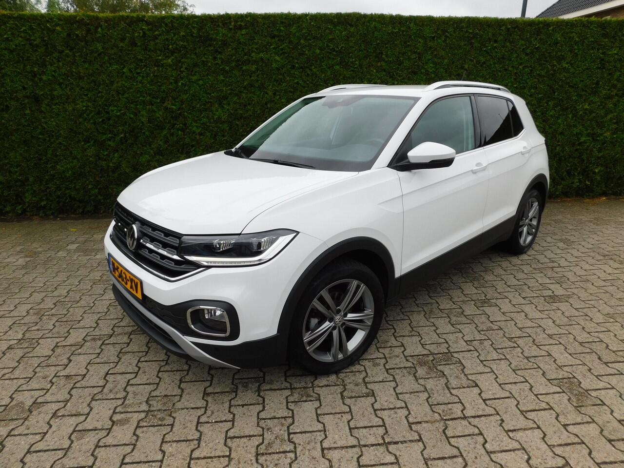 Volkswagen T-Cross 1.0 TSI Style, Navi, Carplay, Camera, Trekhaak.