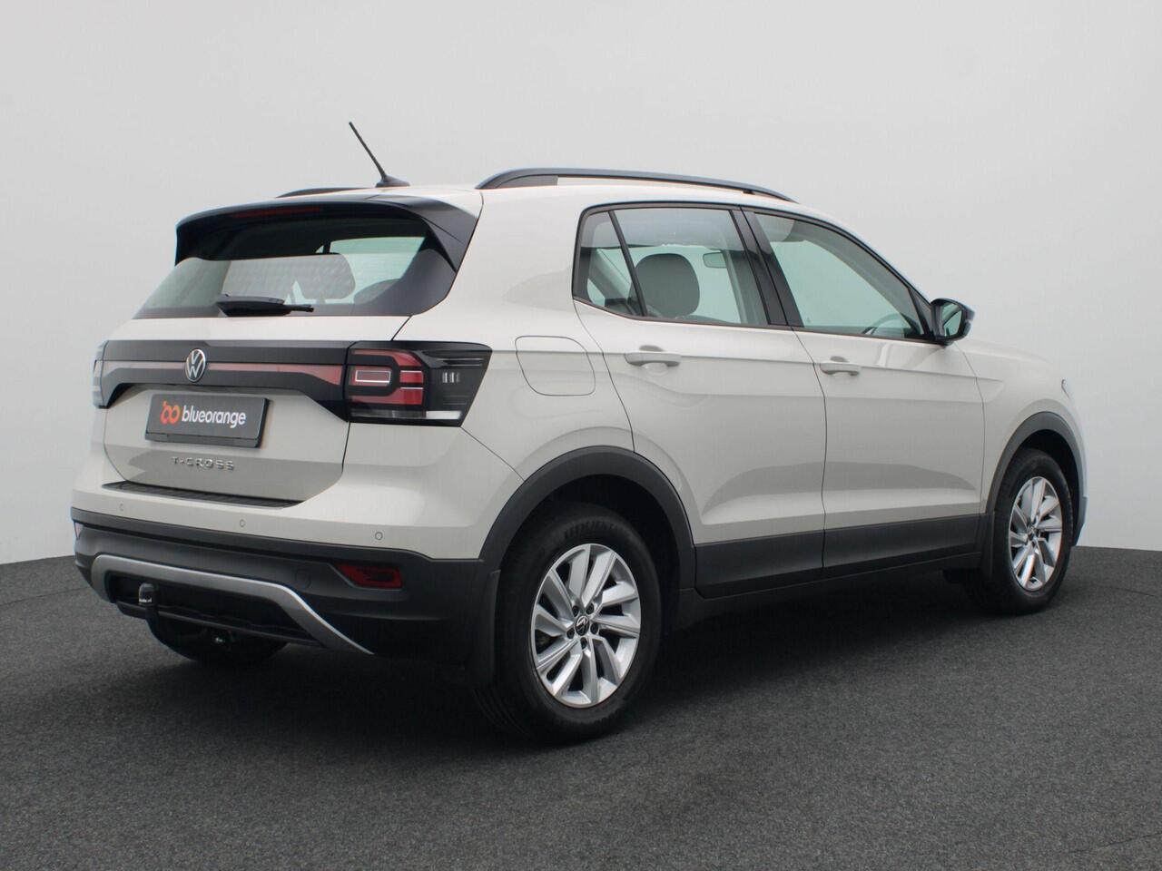 Volkswagen T-Cross 1.5 TSI Life 150PK DSG airco, apple carplay, parkeersensoren voor en achter, elektrisch inklapbare buitenspiegels, trekhaak, lichtmetalenvelgen