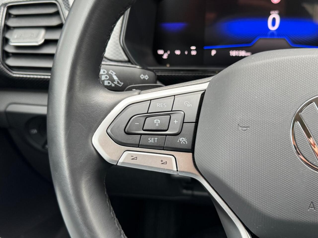 Volkswagen T-Cross 1.0 TSI 115 pk DSG Life Edition - Navi/Apple/Android - camera