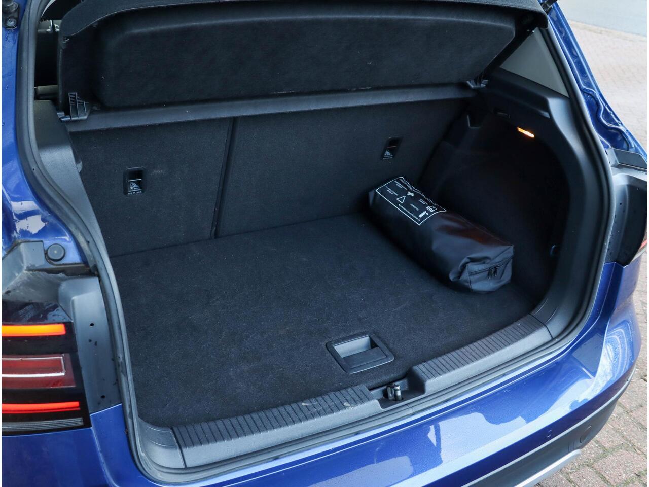 Volkswagen T-Cross 1.0 TSI Life 110PK Automaat PDC V+A | Camera | CarPlay | ACC