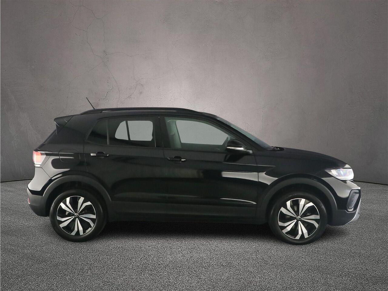 Volkswagen T-Cross Life Edition 1.0 TSI 115pk DSG Automaat Adaptive cruise control, Achteruitrijcamera, Stoelverwarming, App connect, Parkeersensoren, LED koplampen