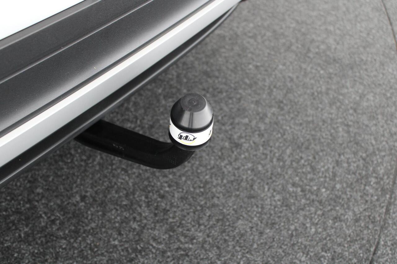 Volkswagen T-Cross 1.0 TSI 116pk DSG Style Trekhaak Camera Keyless Virtual Cockpit Navigatie Adaptive Cruise