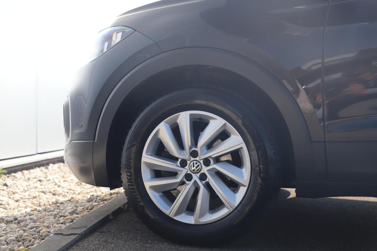 Volkswagen T-Cross 1.0 TSI Life Airco Stoelverwarming Parkeersensors Adaptive Cruise 16 inch LMV Radio Bluetooth | Carplay Android Mogelijkheid